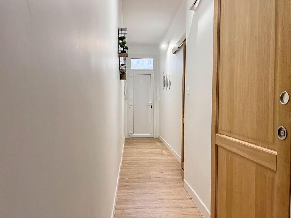 Appartement Vue Mer Parking Prive Place Med Canet-en-Roussillon Exterior photo